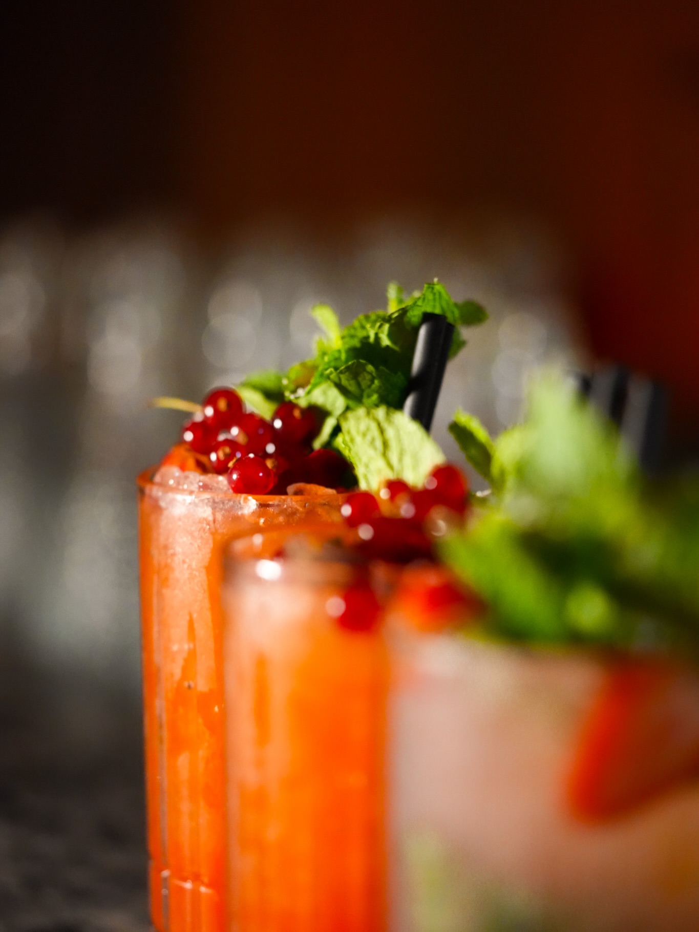 Le week-end arrive… 🍸✨ L’occasion parfaite de se retrouver autour...